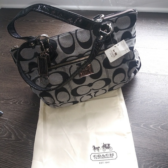 NWT authentic Coach Large poppy signature bag - Picture 2 of 8